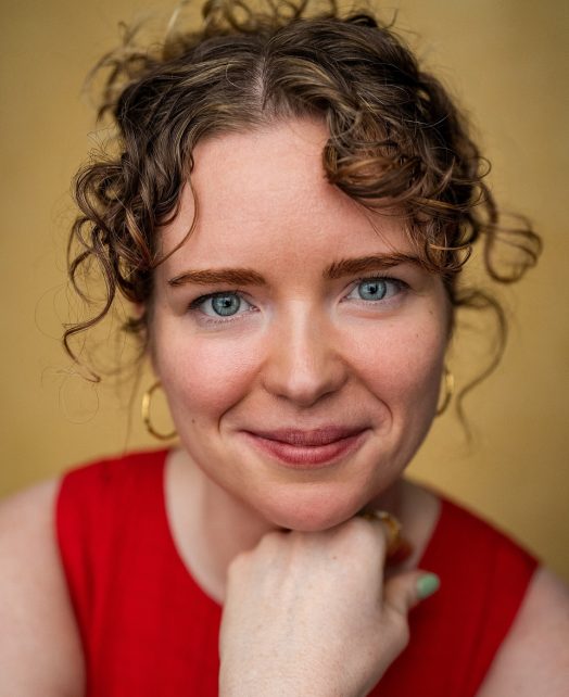 Catherine Deevy's Actor Headshot