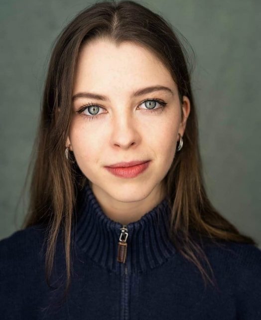 Olivia Van Niekerk's Actor Headshot